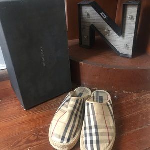 Authentic Burberry shoes / mules